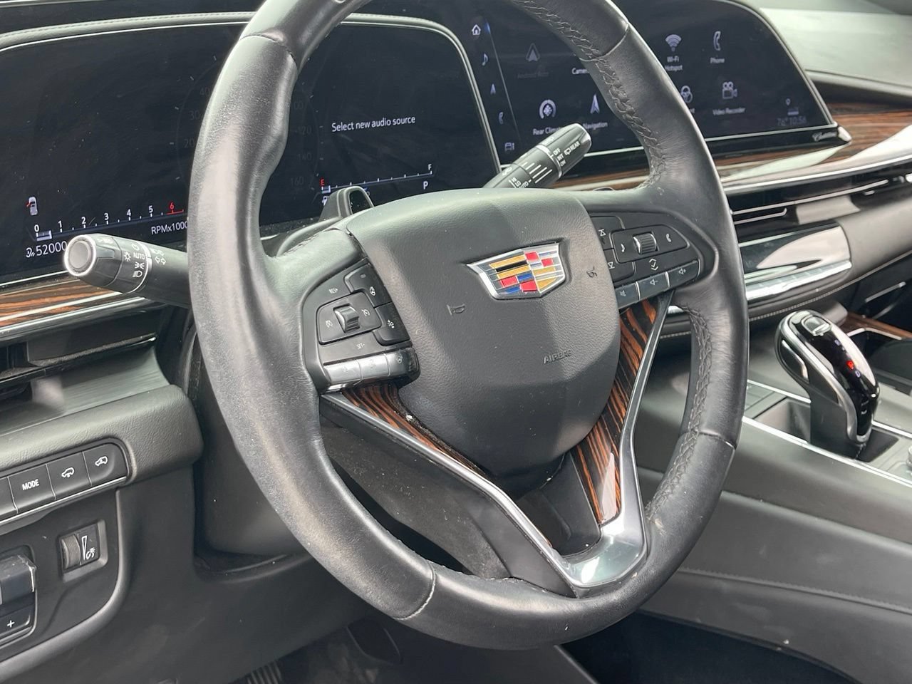 Used 2024 Cadillac Escalade Premium Luxury w/ Performance Package AWD/4WD image 8