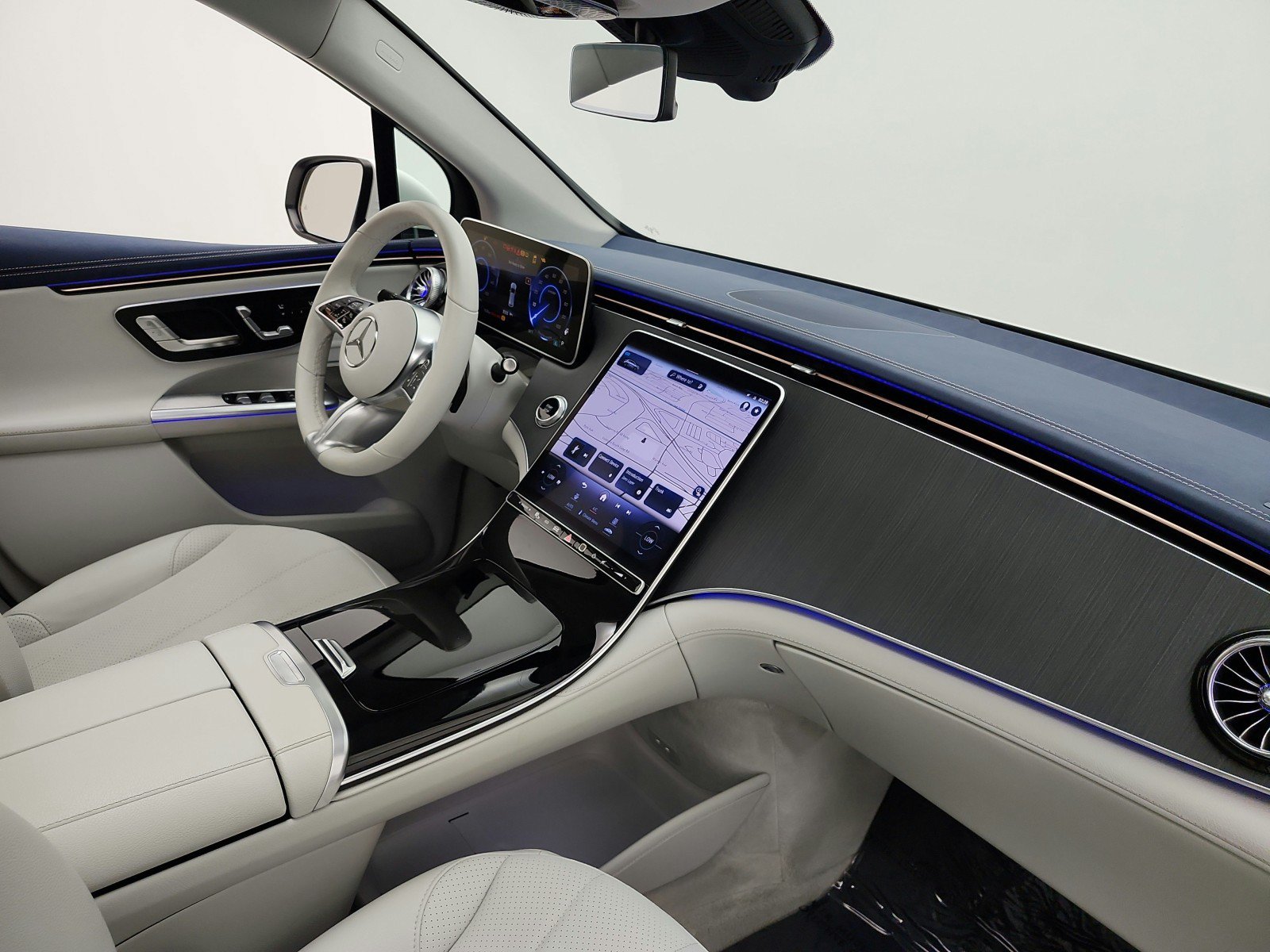Certified 2023 Mercedes-Benz EQE 350+ 4MATIC SUV image 18