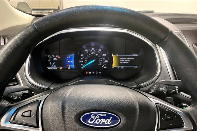 Used 2020 Ford Edge Titanium w/ Equipment Group 301A image 15