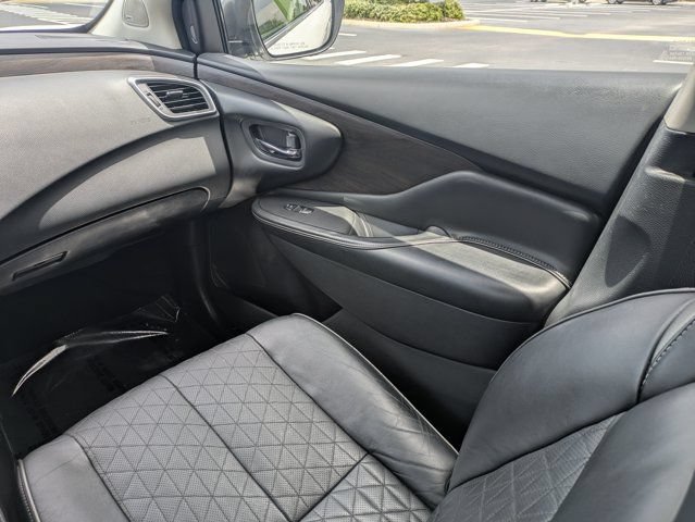 Used 2019 Nissan Murano Platinum w/ Cargo Package AWD/4WD image 18