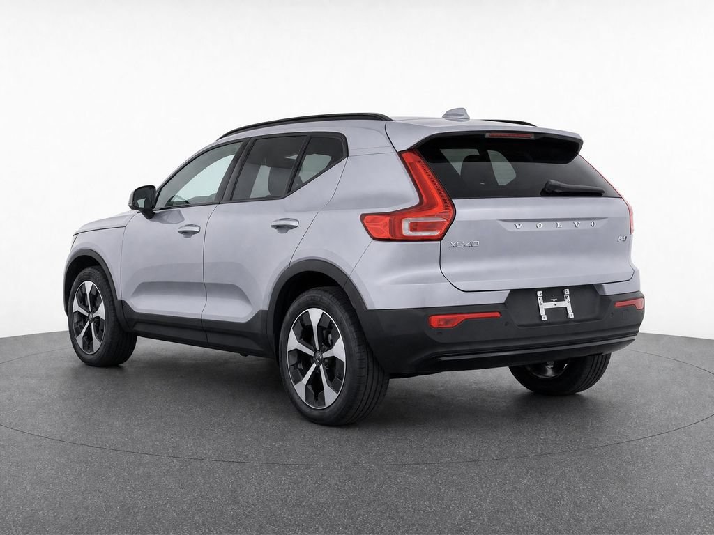 New 2026 Volvo XC40 B5 Plus w/ Protection Package Premier AWD/4WD image 3