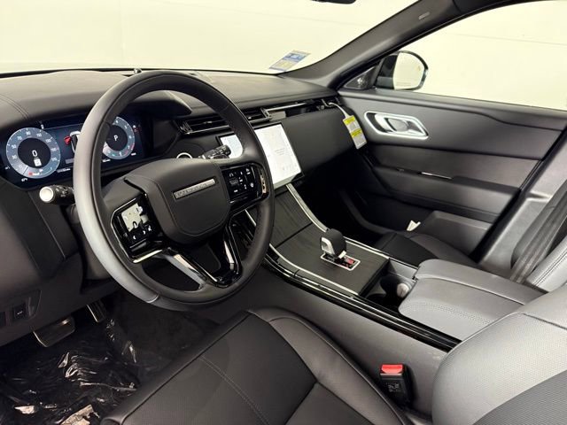 New 2026 Land Rover Range Rover Velar Dynamic SE image 6
