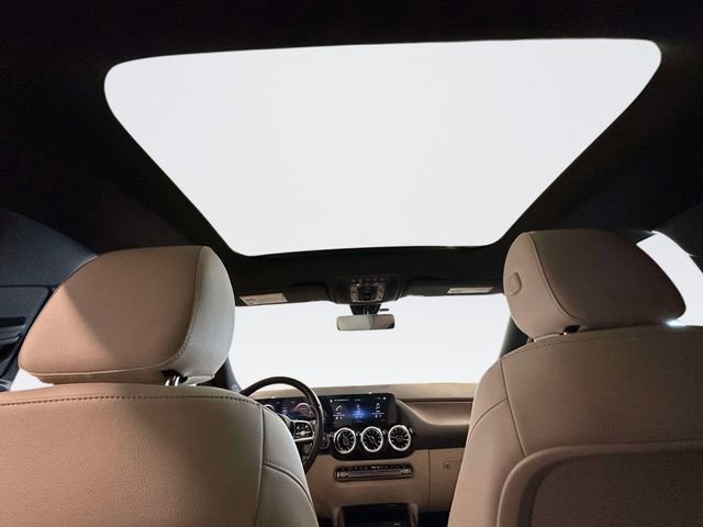 Certified 2022 Mercedes-Benz GLA 250 4MATIC image 16