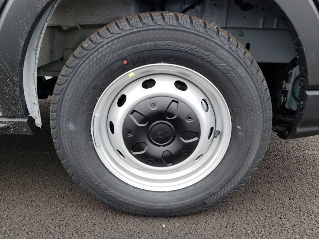 New 2026 Ford Transit 250 148 Medium Roof RWD image 25