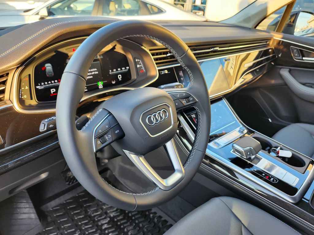 Certified 2025 Audi Q7 3.0T Premium Plus w/ Premium Plus Package image 8