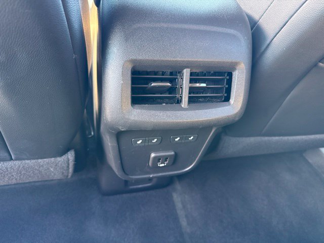 Used 2024 Chevrolet Equinox Premier AWD/4WD image 18