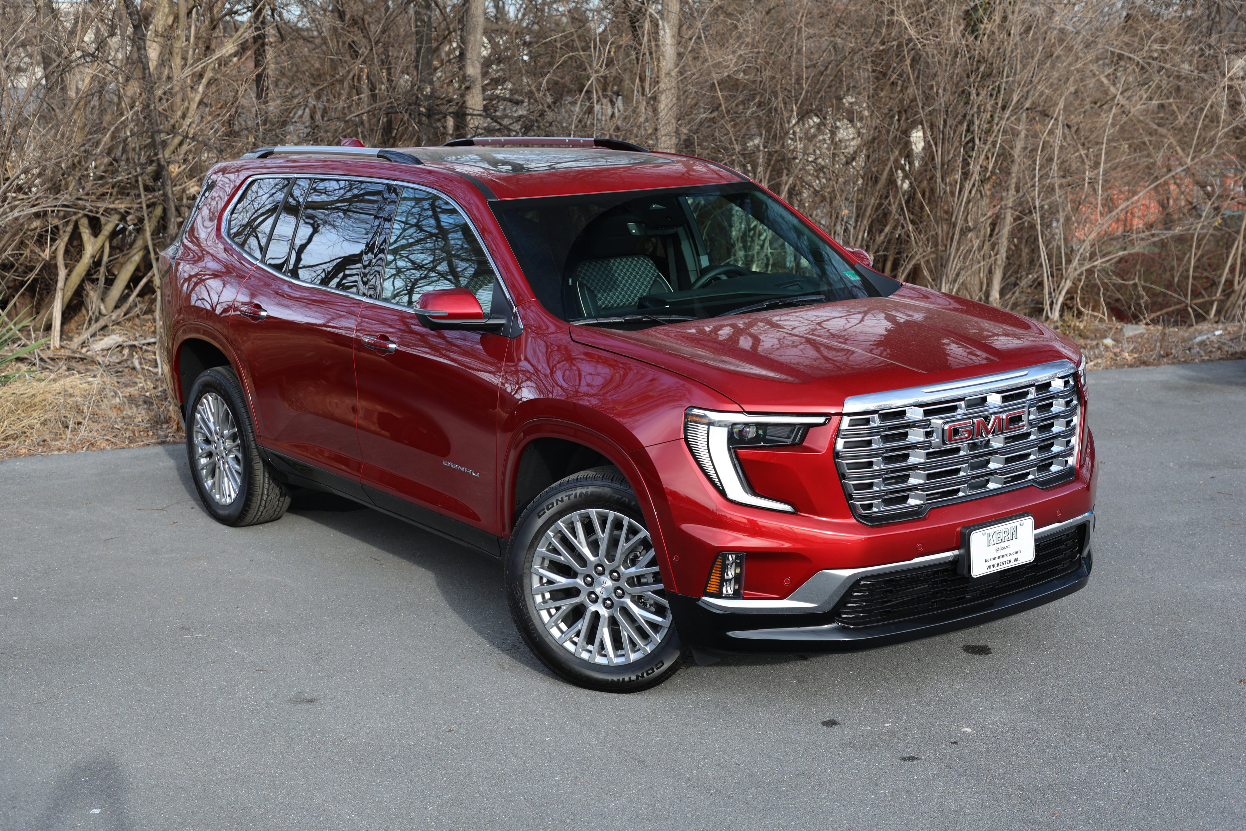 New 2026 GMC Acadia Denali w/ Super Cruise Package image 2