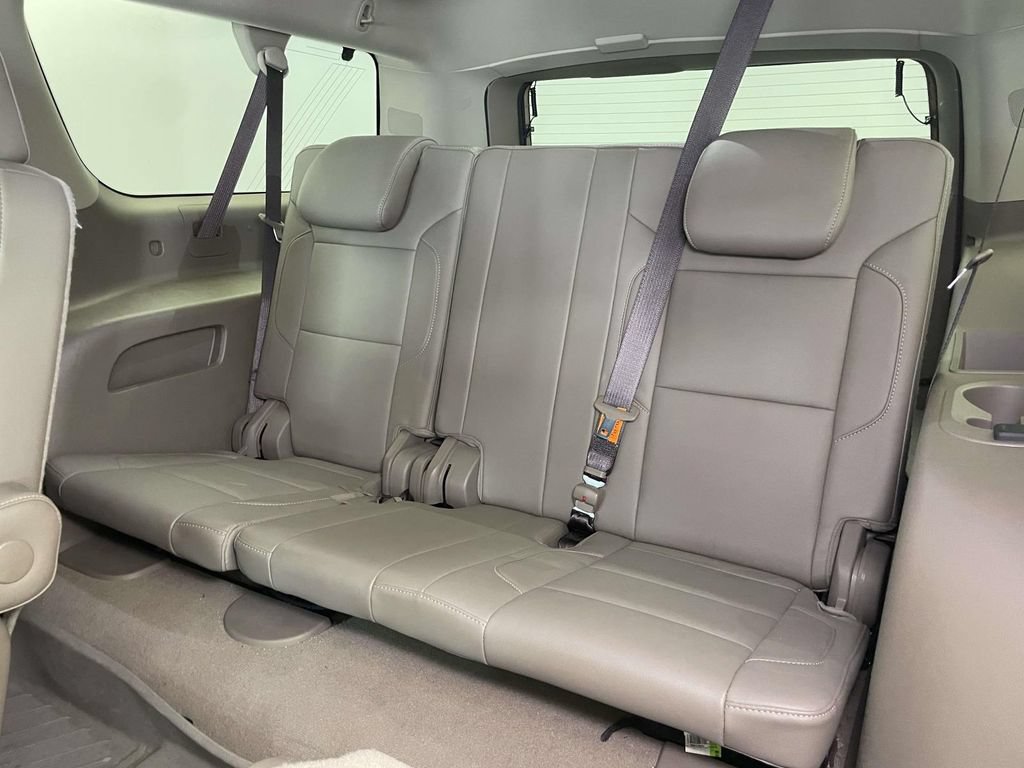 Used 2020 Chevrolet Suburban LT AWD/4WD image 18