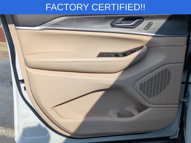 Certified 2023 Jeep Grand Cherokee Limited AWD/4WD image 12