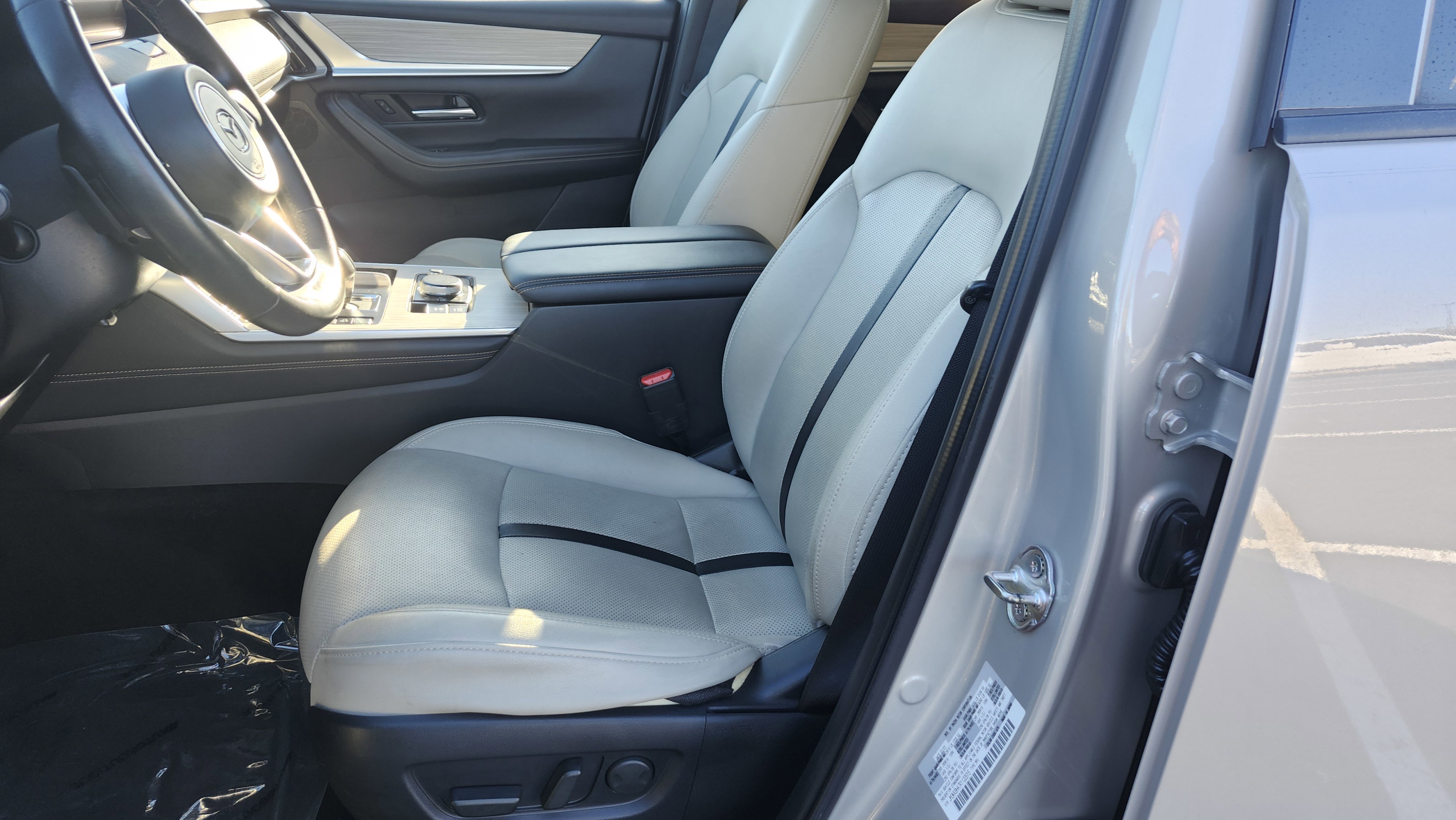 Used 2024 MAZDA CX-90 Plug-In Hybrid w/ Preferred image 19