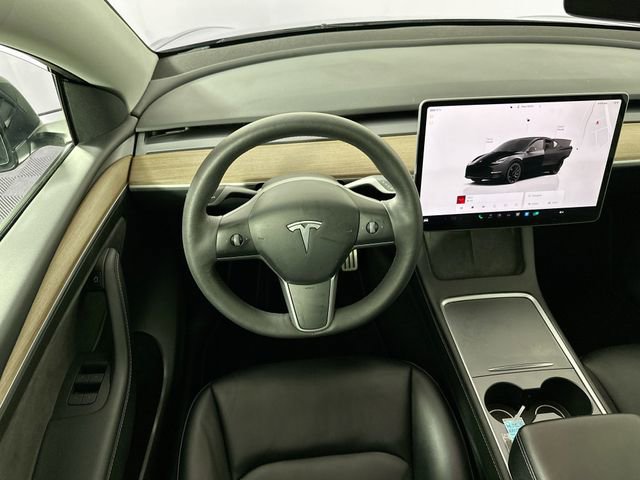 Used 2023 Tesla Model Y Performance image 11