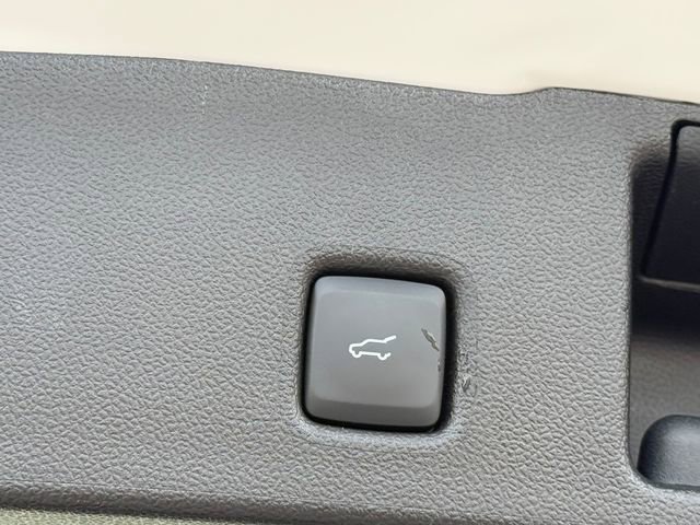 New 2026 Ford Escape SE FWD image 4