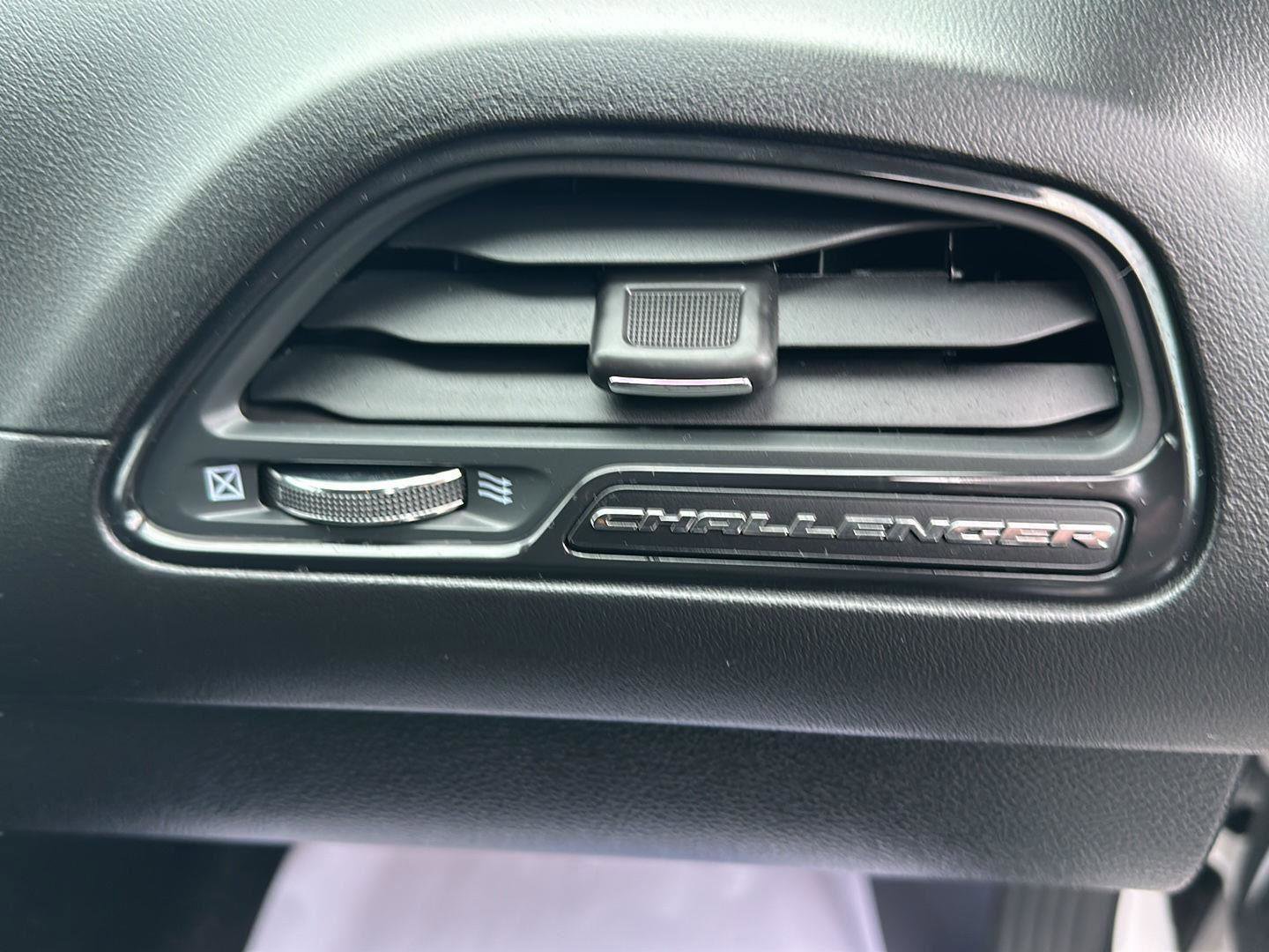 Used 2023 Dodge Challenger SXT w/ Plus Package image 23