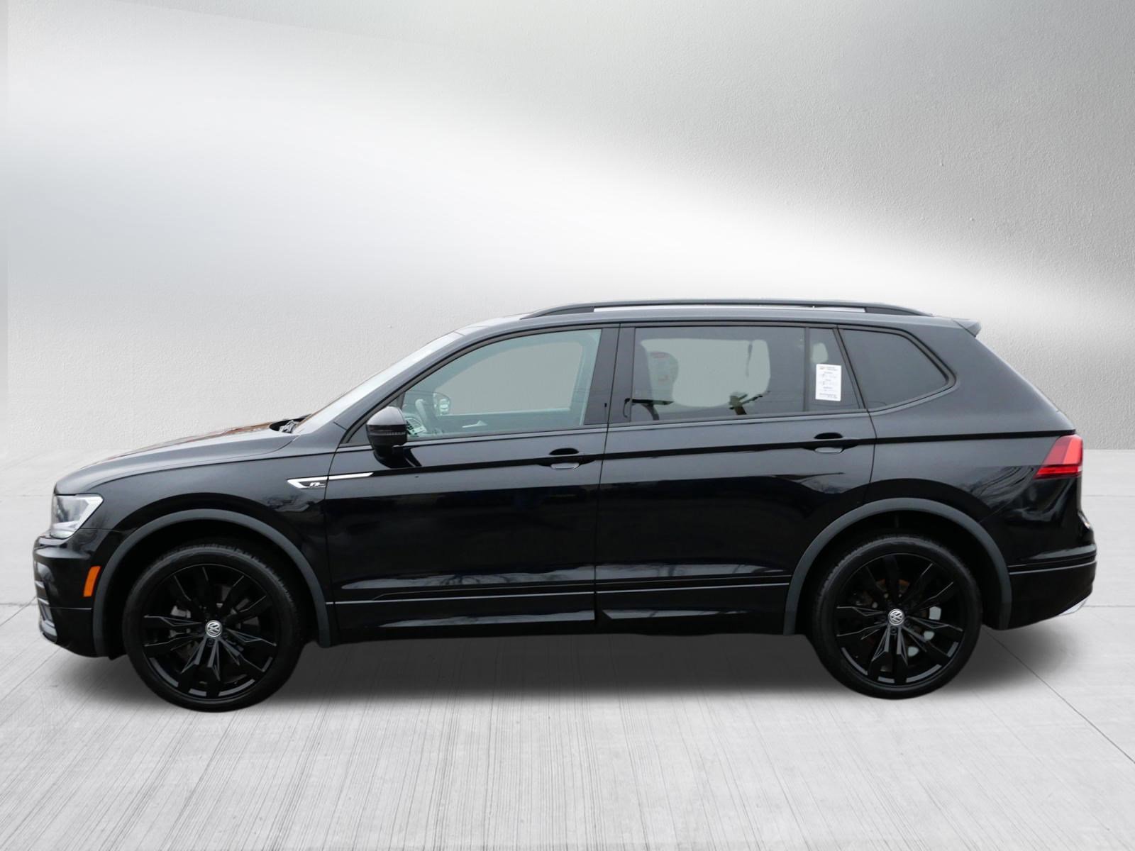 Used 2021 Volkswagen Tiguan SE R-Line image 4