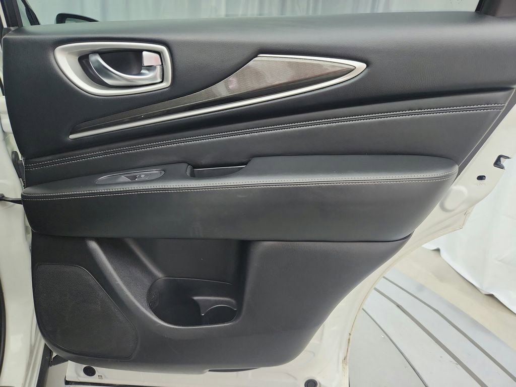 Used 2020 INFINITI QX60 Signature Edition image 32