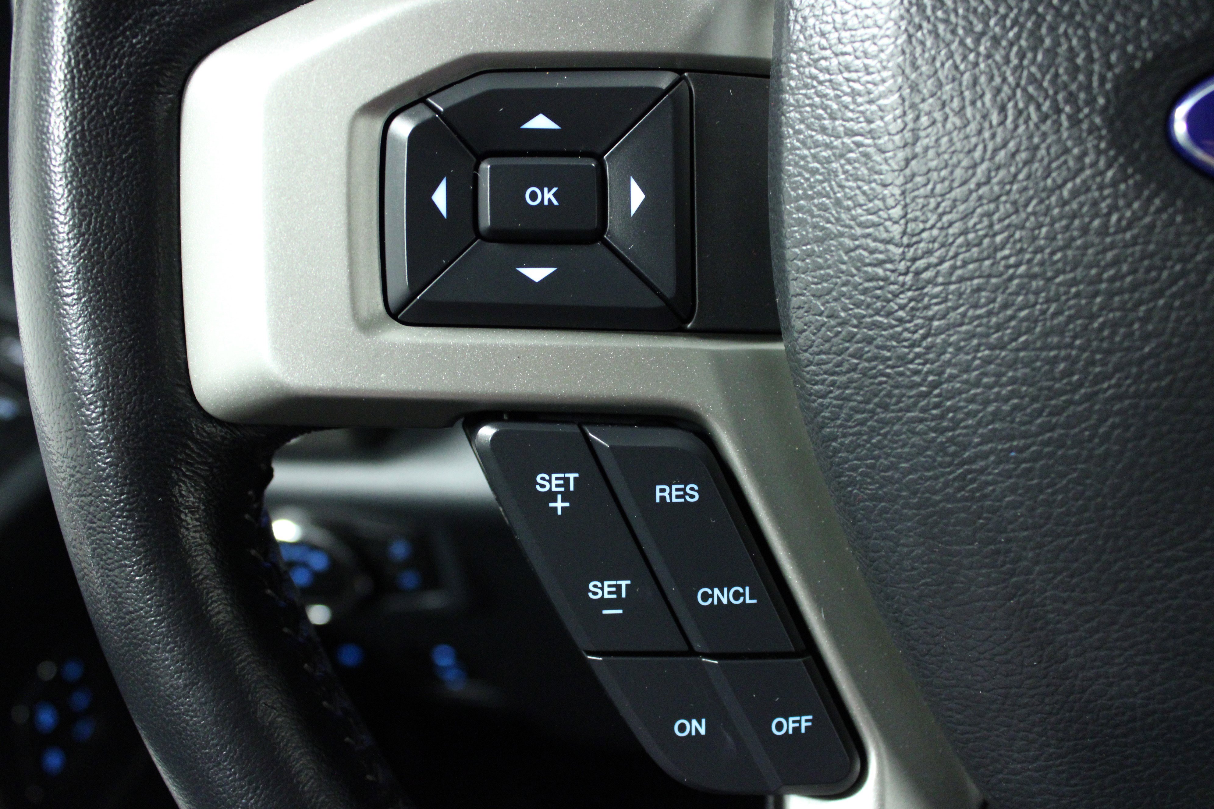 Used 2022 Ford F250 Lariat w/ Tremor Off-Road Package image 19