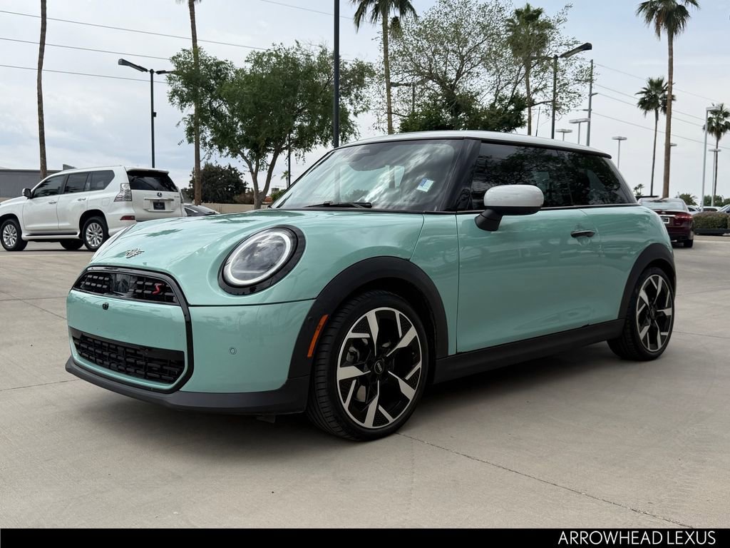 Used 2025 MINI Cooper S FWD image 2