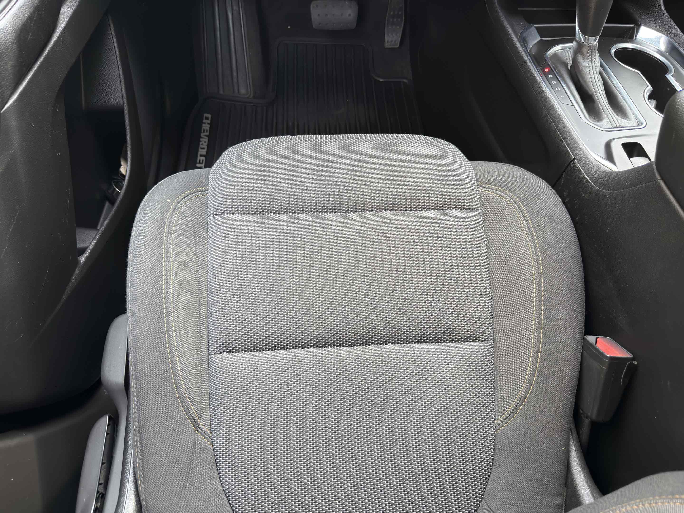 Used 2020 Chevrolet Traverse LS image 33