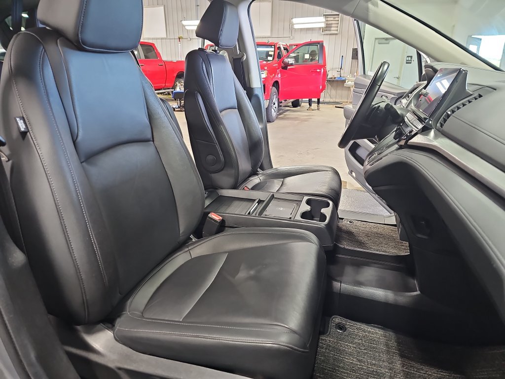 Used 2025 Honda Odyssey EX-L image 10