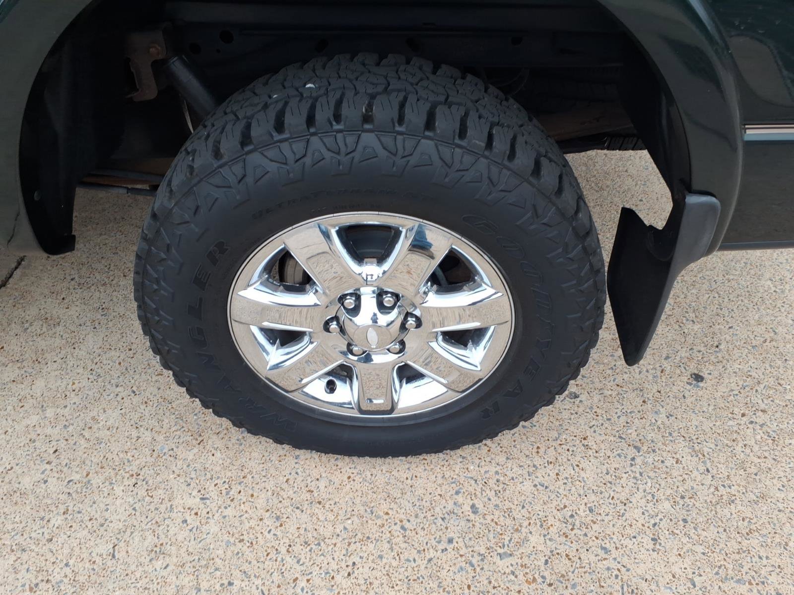 Used 2013 Ford F150 Lariat w/ Luxury Equipment Group image 6