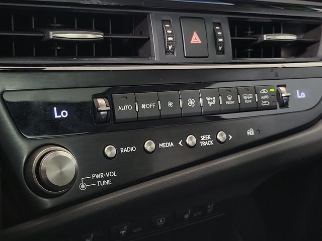 Used 2024 Lexus ES 350 w/ Premium Package FWD image 30