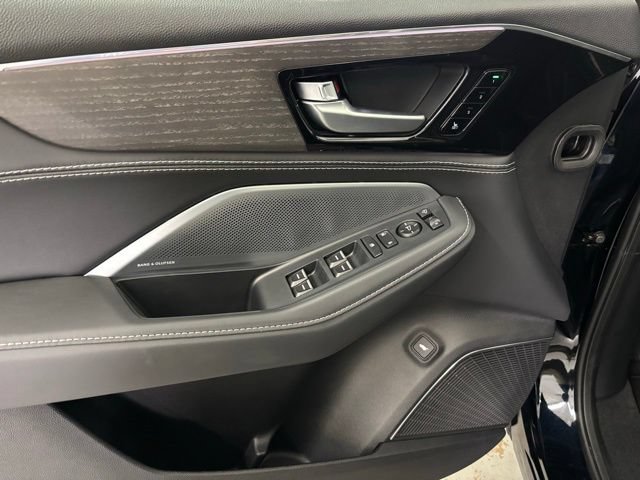 Certified 2026 Acura MDX w/ Advance Package AWD/4WD image 12