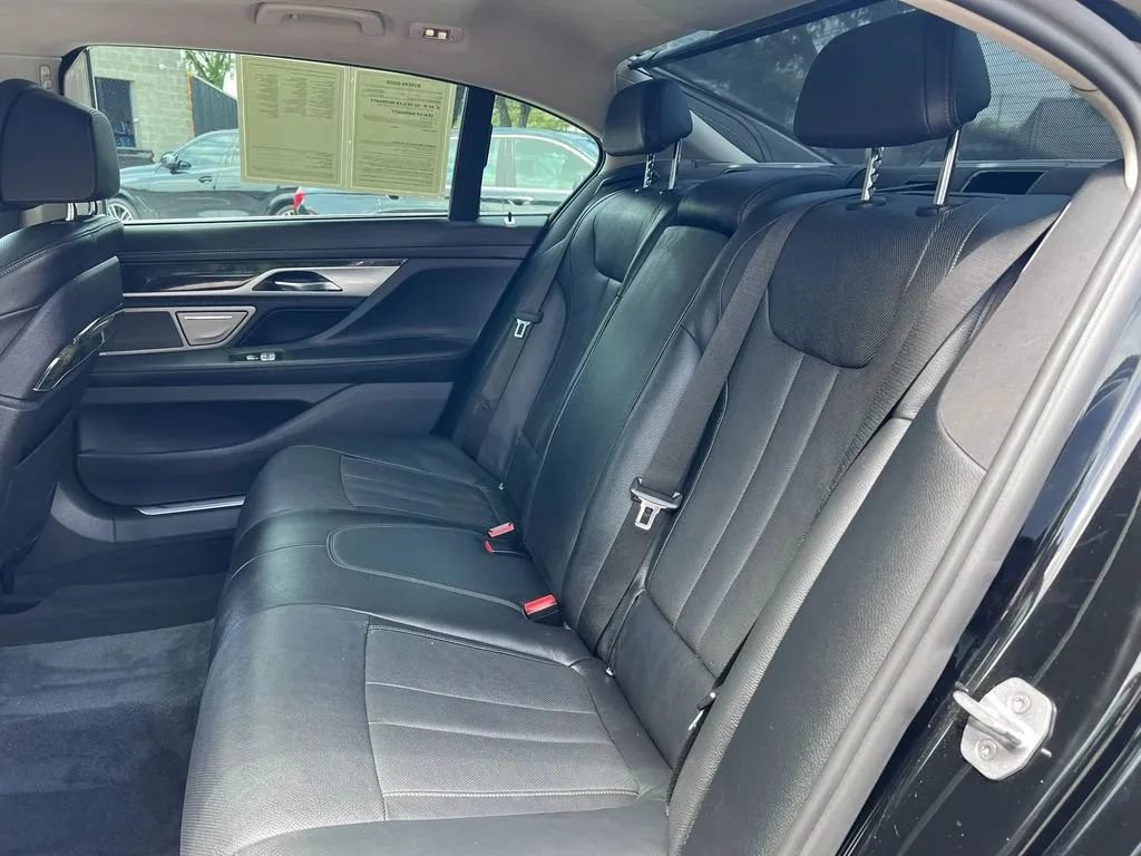 Used 2018 BMW 740i RWD image 41