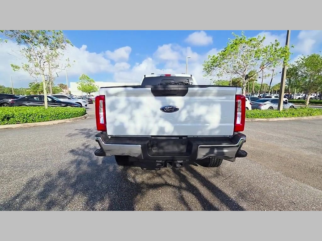 Used 2025 Ford F350 XLT image 41
