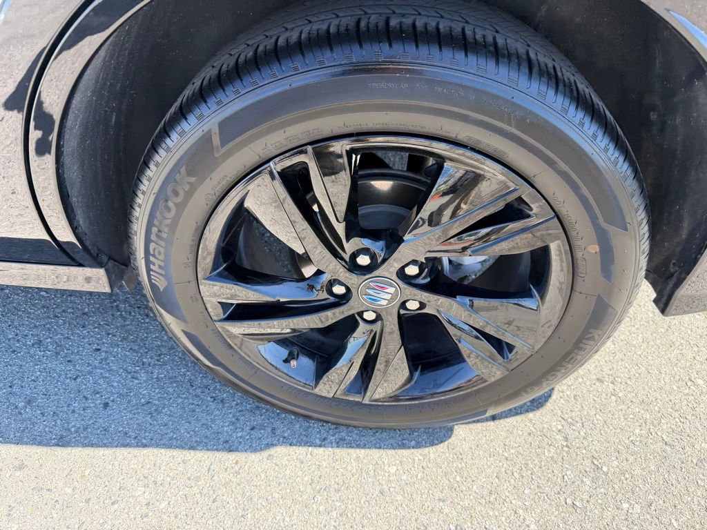 Used 2024 Buick Encore GX Sport Touring w/ Comfort Package image 13