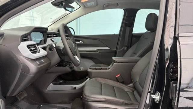 New 2027 Chevrolet Bolt RS w/ Technology Package FWD image 12