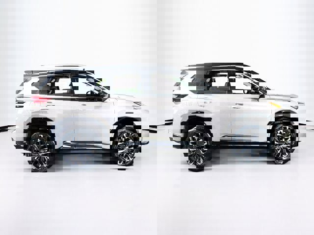 New 2026 Nissan Rogue Platinum w/ Tech Package image 4