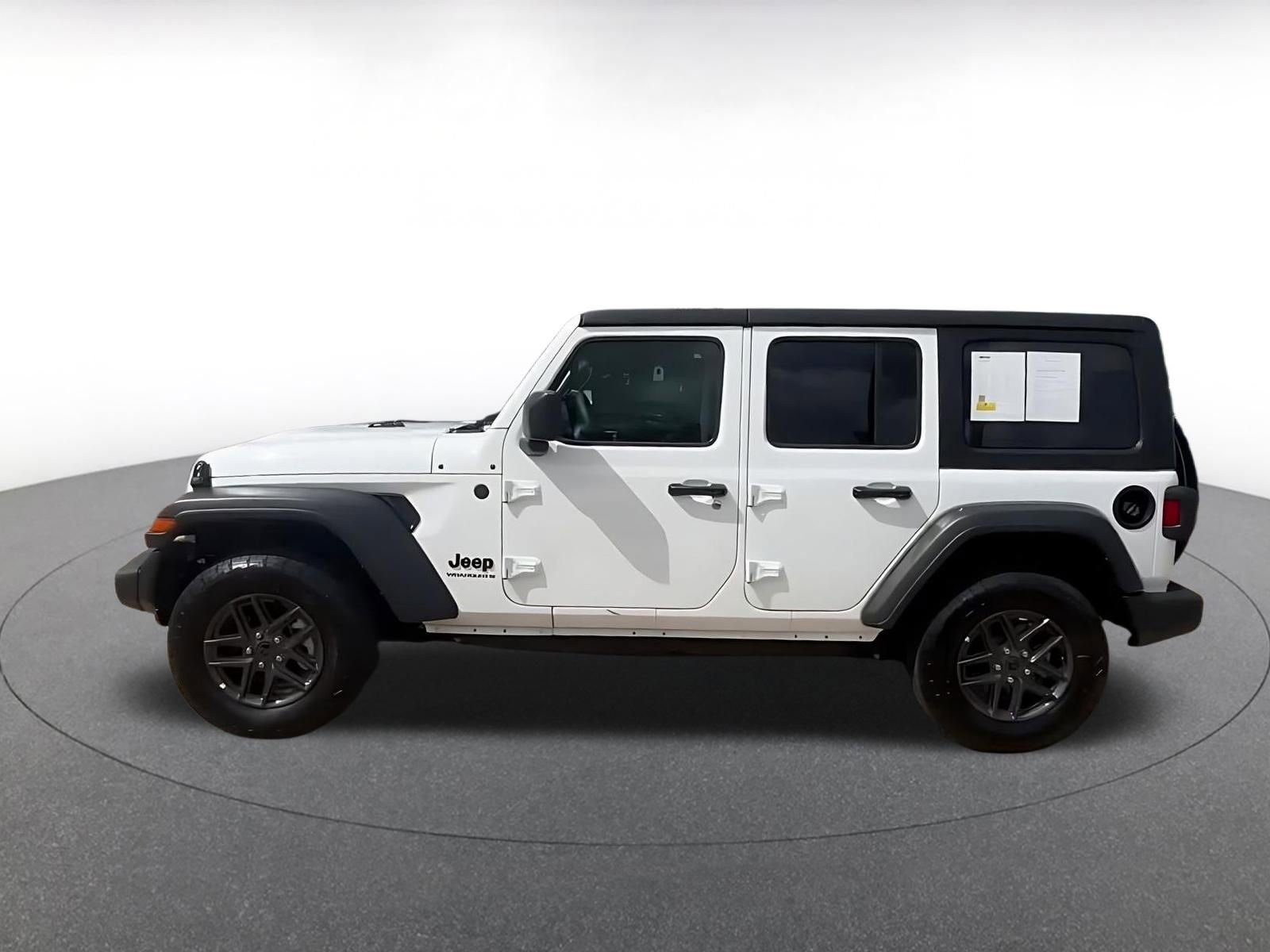 Used 2025 Jeep Wrangler Unlimited Sport AWD/4WD image 9