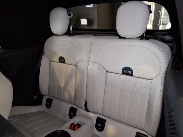Used 2025 MINI Cooper S FWD image 18
