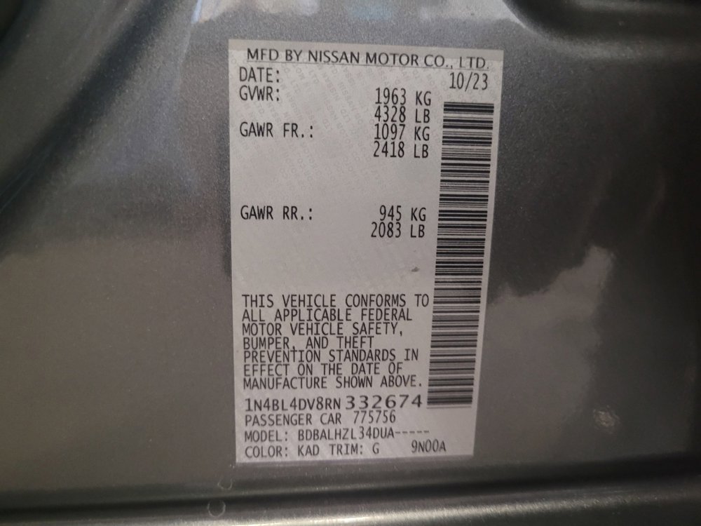 Used 2024 Nissan Altima 2.5 SV image 33