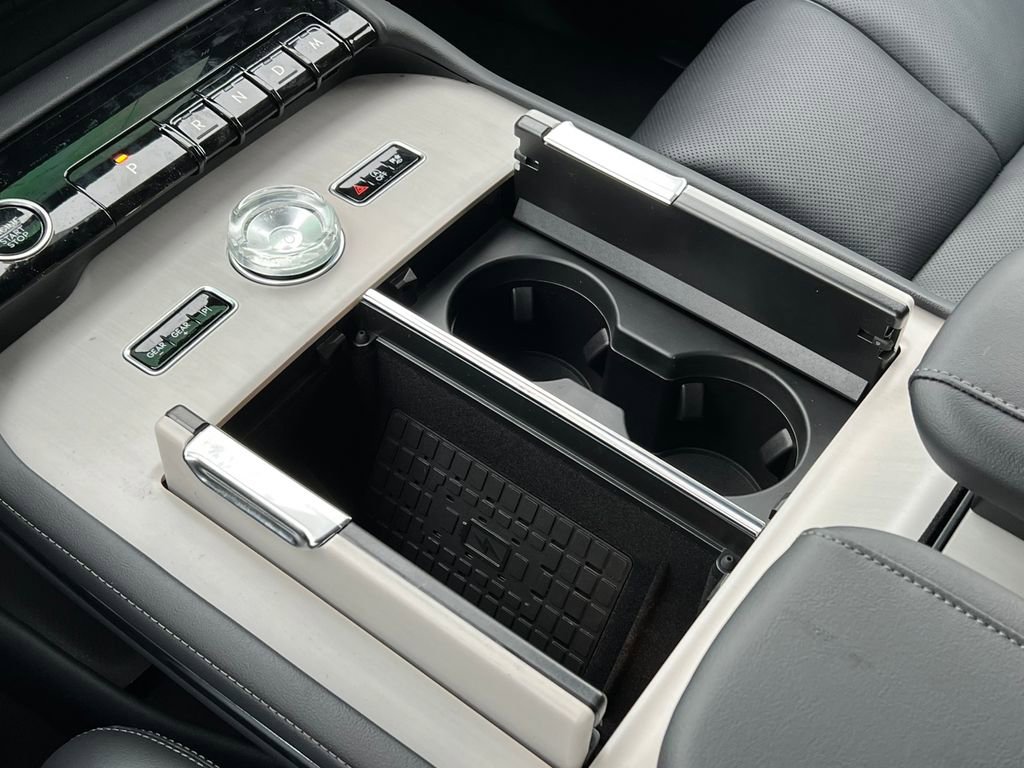 New 2026 Lincoln Navigator L Reserve w/ Jet Appearance Package image 29