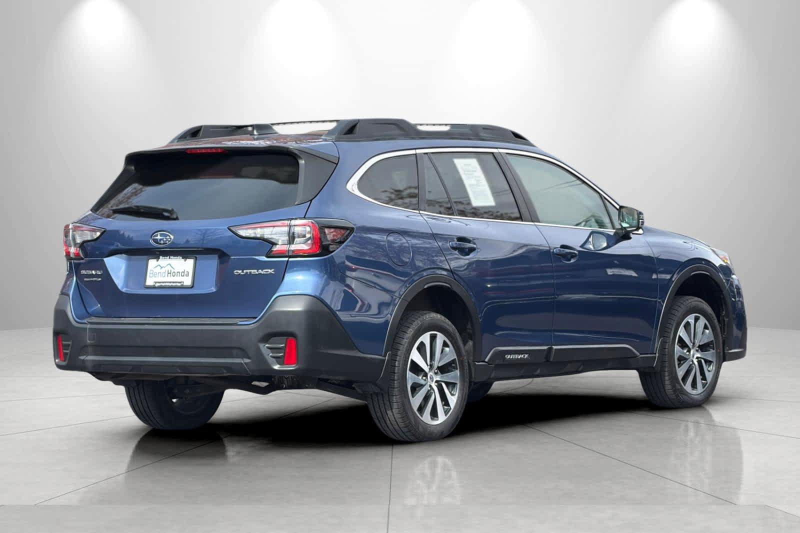 Used 2021 Subaru Outback Premium AWD/4WD video 2