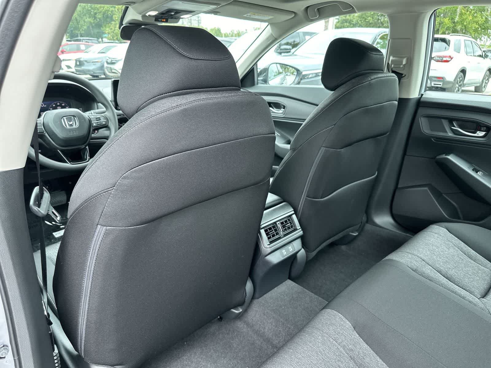 Used 2025 Honda Accord SE image 14