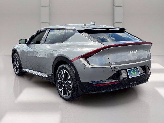 Used 2022 Kia EV6 Wind RWD image 3