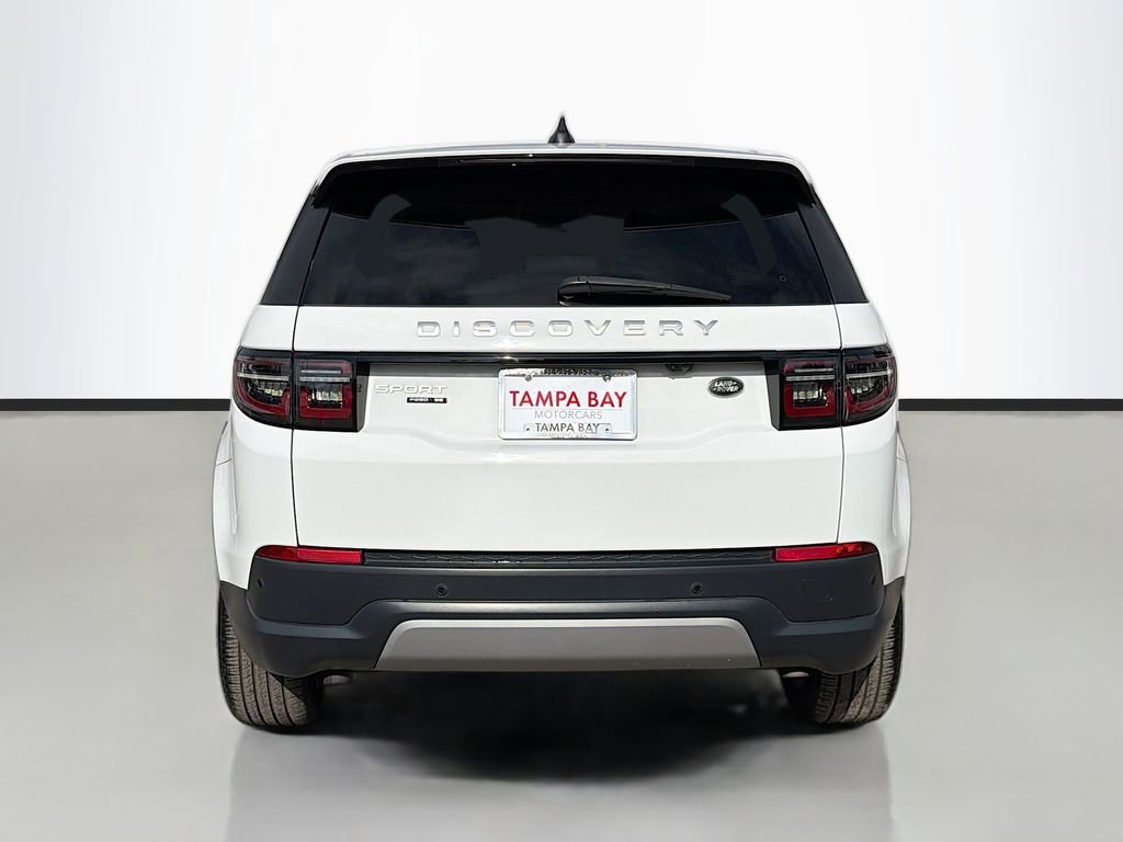 Used 2020 Land Rover Discovery Sport SE image 4