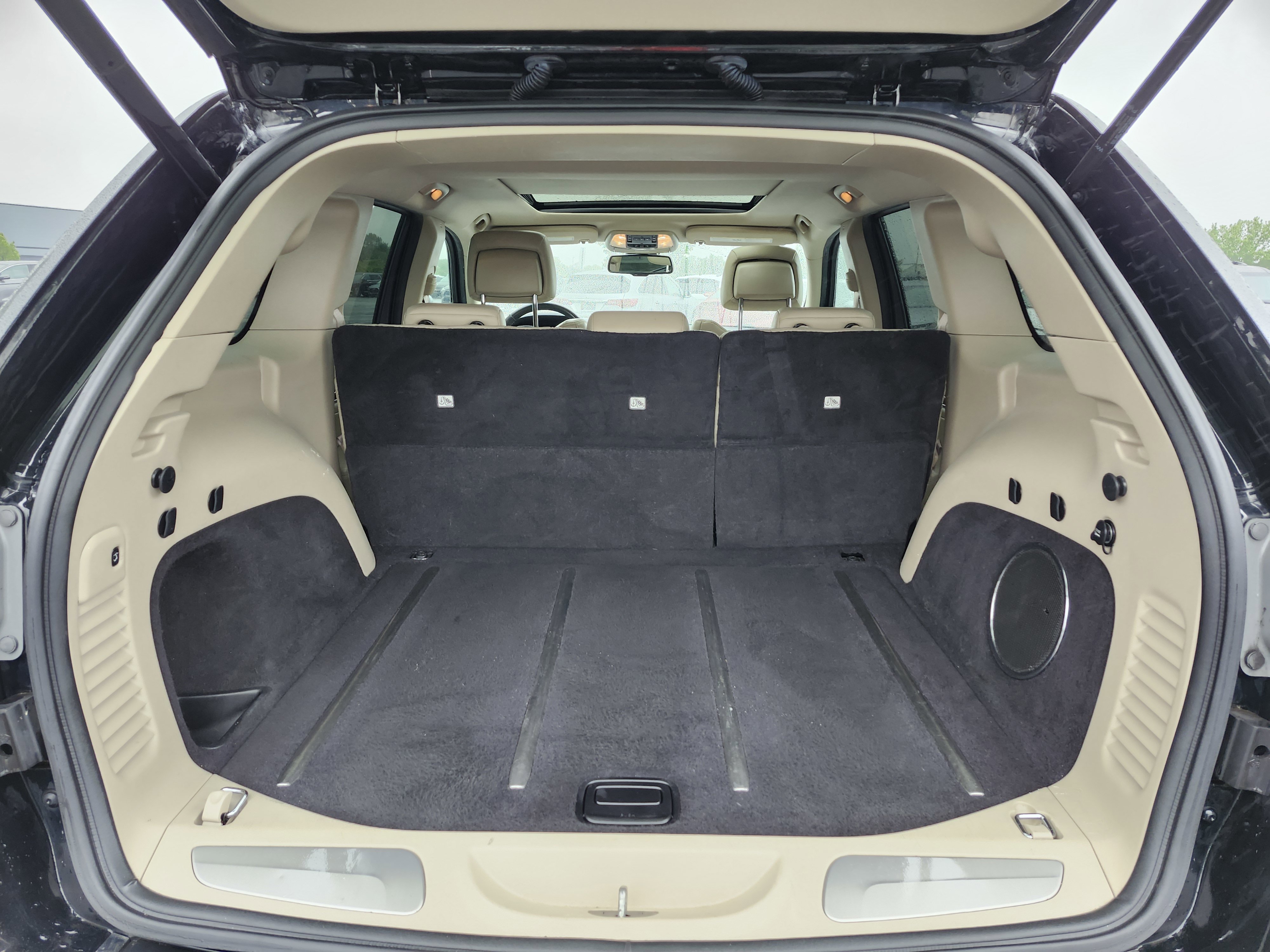 Used 2015 Jeep Grand Cherokee Limited w/ Luxury Group II AWD/4WD image 23