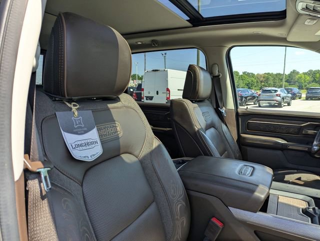 Used 2025 RAM 1500 Limited AWD/4WD image 31