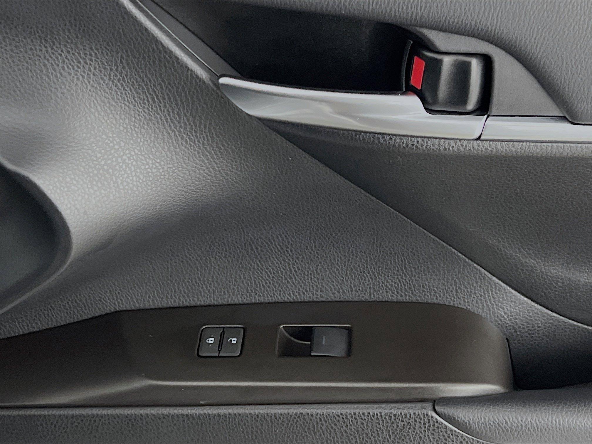 Used 2024 Toyota Camry SE image 31