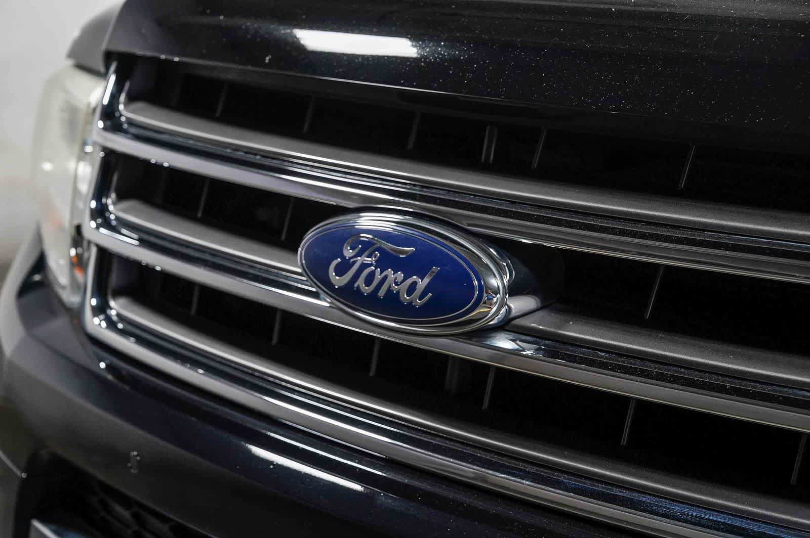 Used 2016 Ford Expedition EL Limited RWD image 8