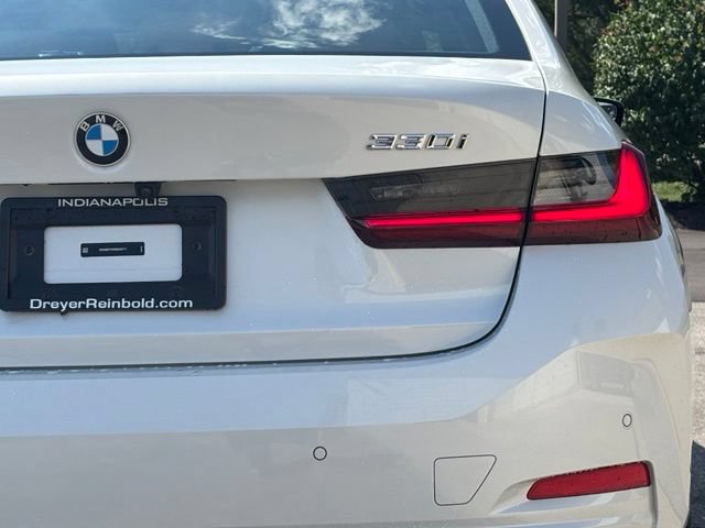 Certified 2024 BMW 330i xDrive Sedan w/ Premium Package AWD/4WD image 7