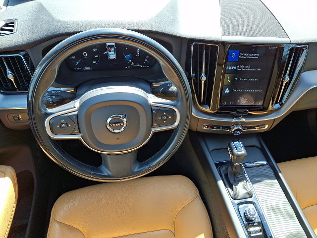 Used 2020 Volvo XC60 T5 Momentum AWD/4WD image 12