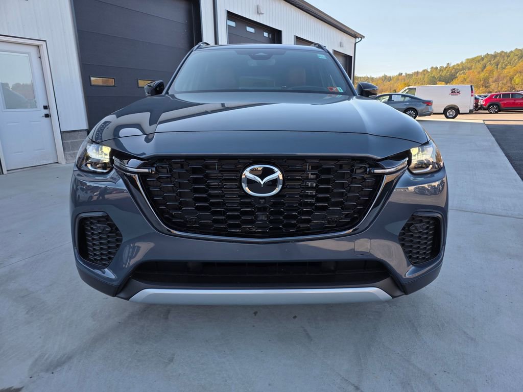 New 2025 MAZDA CX-70 Plug-In Hybrid w/ Premium Plus image 2