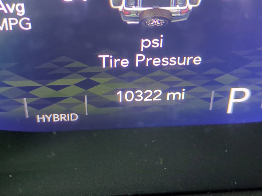 Used 2025 Jeep Wrangler Sahara 4xe w/ Safety Group image 30