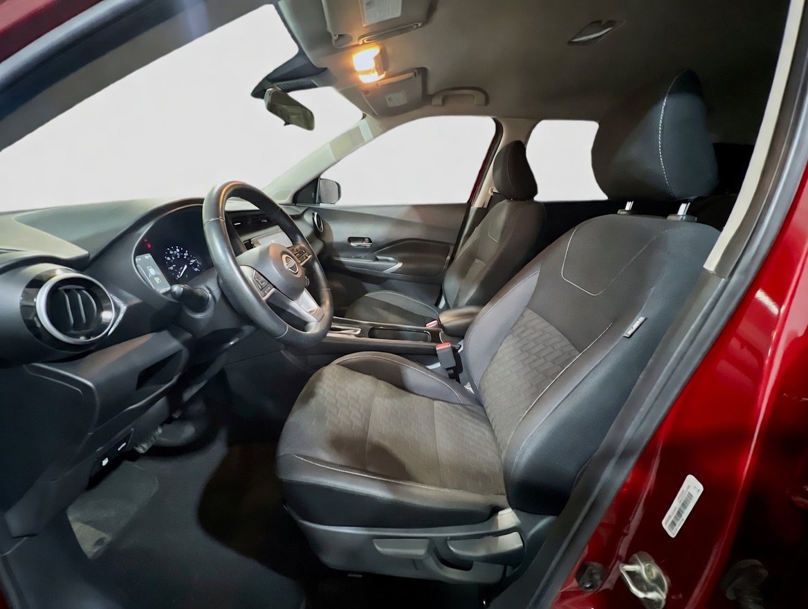 Used 2023 Nissan Kicks SV FWD image 14