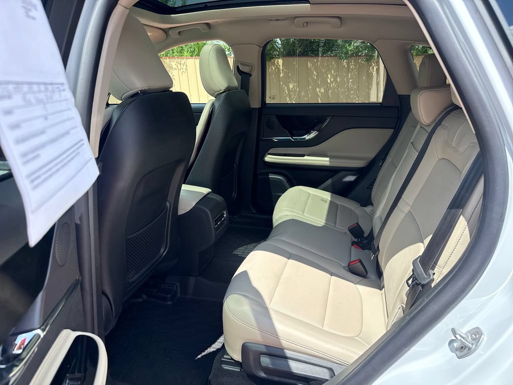 Certified 2025 Lincoln Corsair Grand Touring AWD/4WD image 22