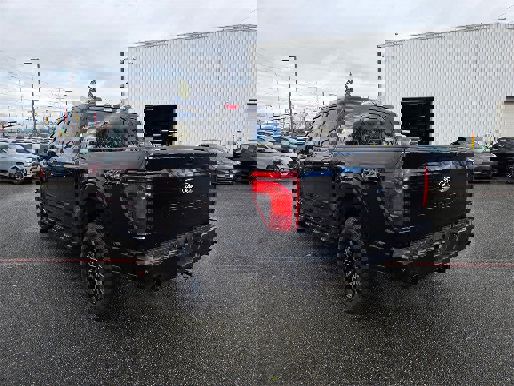 New 2025 Ford F150 XLT w/ Equipment Group 302A MID image 7